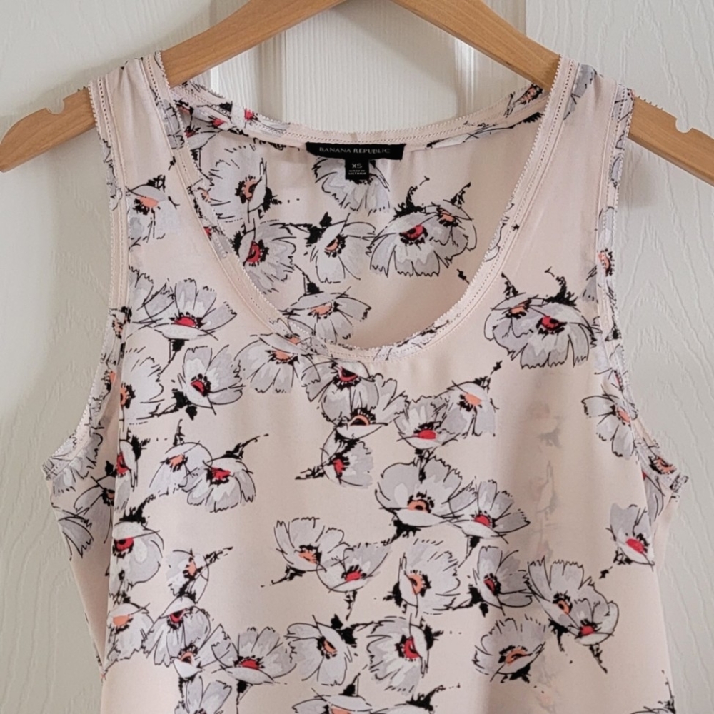 Banana Republic Floral Sleeveless Top, Size XS